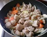 ☆鶏モモ肉とたっぷり野菜のクリーム煮☆作り方3写真