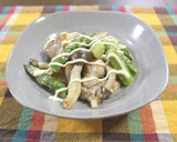鶏肉とアスパラとしめじのマヨネーズ炒め作り方6写真