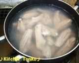 鶏手羽中のめんトマ煮作り方1写真
