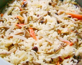 手軽に作れる♪鶏肉としめじの炊き込みご飯作り方4写真