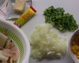 炊飯器で簡単☆シーフードピラフ作り方1写真