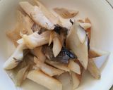 ニジマス塩焼きリメイク☆ふりかけ作り方1写真