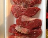 簡単安くて美味しい牛スネ肉赤ワイン煮作り方1写真