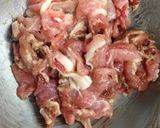キュウリとキクラゲと豚肉の炒めもの作り方1写真