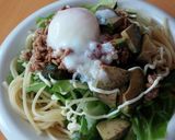 野菜たっぷり納豆温玉アボカドパスタ作り方2写真