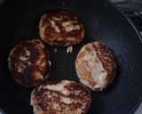 簡単☆卵不使用やわらか煮込みハンバーグ作り方12写真