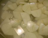 定番！じゃがいもとわかめの味噌汁♪作り方2写真