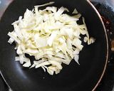 お好み焼き!?天かす♡キャベ目玉トースト作り方1写真