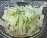 塩こんぶと梅昆布茶でキャベツのレンジ蒸し作り方1写真