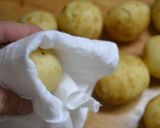 新じゃが揚げの甘辛+塩ベーコン作り方2写真