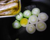 缶つまオイルサーディンで九条太ねぎ焼き♪作り方2写真