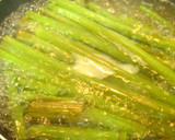 簡単おいしい☆ふきと油揚げの炊き込みご飯作り方3写真