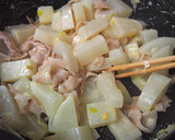 弁当に◎簡単♪豚バラと大根のオイマヨ炒め作り方9写真