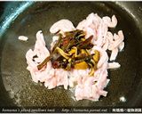 酸辣黑菇醬炒肉絲．柯媽媽の植物燕窩作り方3写真