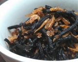 簡単にできる海老とひじきの煮物作り方3写真
