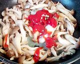 シメジと牡蠣のケチャップ炒め♪作り方5写真