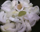 超簡単で甘トロ~な新玉ねぎの蒸し煮♡作り方2写真