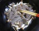 こんにゃく・しめじ・ホウレンソウの炒め物作り方5写真