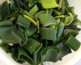 母の味♡葉玉ねぎの卵とじ作り方1写真