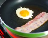 朝食やランチに♪ガパオ風トースト作り方1写真