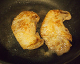 鮪ほほのわさびソースステーキ菜の花添え作り方2写真