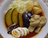 夏の揚げ野菜と鶏肉のスープカレー作り方5写真