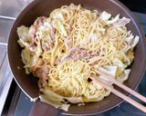 m豚とキャベツの定番塩焼きそば作り方4写真