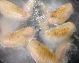カブと手羽先の味噌煮込み作り方3写真