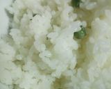 グリンピースもち麦ご飯と生姜焼き肉巻き物作り方1写真