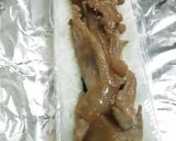 グリンピースもち麦ご飯と生姜焼き肉巻き物作り方5写真