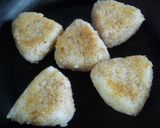 あまりご飯　焼きおにぎり作り方4写真