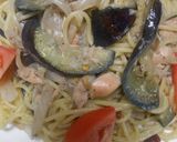 新玉葱と茄子とツナ缶のパスタ・トマト添え作り方14写真