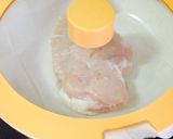 しっとり柔らか♬胸肉の塩麹焼き作り方2写真