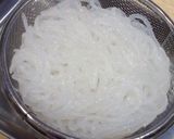 手羽元としらたきの山椒煮込み作り方1写真