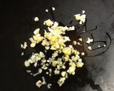 ガーリックチャーハンと半熟チーズオムレツ作り方5写真