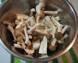 たっぷりきのこと鮭のにんにく味噌ソテー作り方1写真