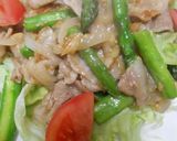 豚ばら肉とアスパラの味噌炒め・トマト添え作り方17写真