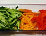 簡単　炙り揚げと彩り野菜のハリパリサラダ作り方1写真