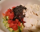 豆腐とアボカドとトマトの塩昆布サラダ作り方4写真