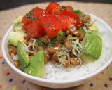 簡単！かけトマ♡じゃこ入りアボカド納豆丼作り方3写真