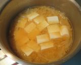 新たまねぎとお豆腐のお味噌汁☆作り方3写真