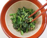 ゆでた法蓮草・春菊と生の水菜の和え物作り方10写真