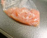 お弁当にお手軽レシピ♪むね肉のパン粉焼き作り方1写真