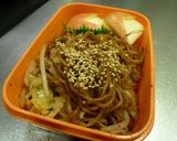 全部持ち上がらない！お弁当の焼きそば作り方5写真