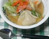 ひと工夫！鍋ｷｭｰﾌﾞを使った餃子スープ作り方11写真