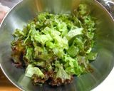 玉ねぎとレタスの肉巻作り方1写真