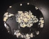 鶏胸肉と春キャベツのカシューナッツ炒め☆作り方5写真