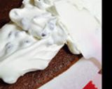 イチゴとラムレーズンのロールケーキ作り方22写真