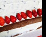イチゴとラムレーズンのロールケーキ作り方24写真