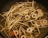 もやしと竹輪の酸辣湯作り方1写真